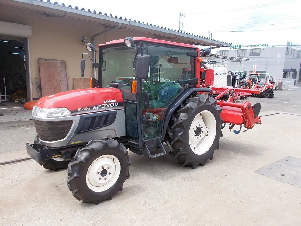 ヤンマーEF330Vトラクター